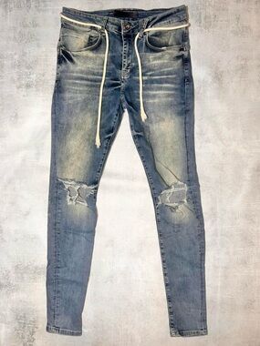 Kollar Denim Retail $98 Distressed with a stretch